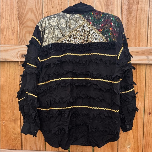 NANCY-K Vintage Western Embellished Button Front Long Sleeve Top - Picture 3 of 13